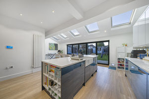 Photo 11- click for photo gallery